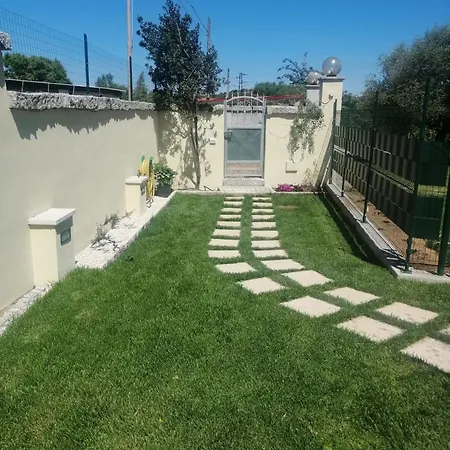 度假居 La Locandina